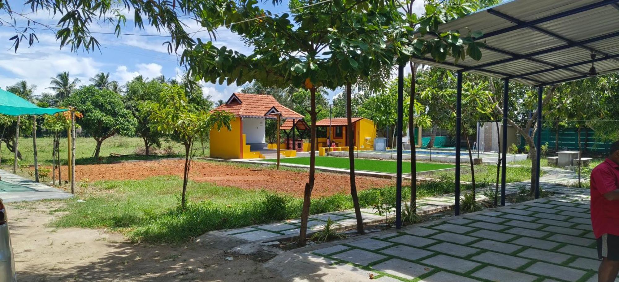 The Farm Crest, Ecr Kadallur Kuvattur Luaran gambar